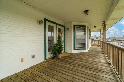 547 Pompano Street, Bayou Vista, TX 77563 - Photo 9
