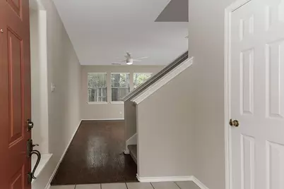10 Peachridge Place, The Woodlands, TX 77382 - Photo 3