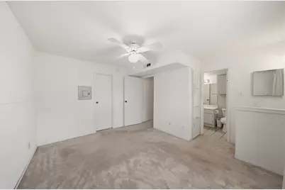 1900 Bay Area Boulevard #169, Houston, TX 77058 - Photo 13