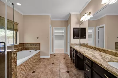116 Dewberry Drive, Lake Jackson, TX 77566 - Photo 17