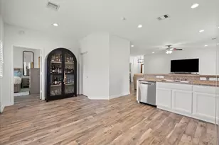 140 Mustang Stampede Dr, La Marque, TX 77568 - Photo 19