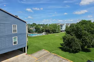 18519 Egret Bay Blvd, Webster, TX 77058 - Photo 11