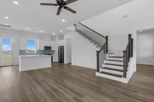 3903 Pirates Beach Cir, Galveston, TX 77554 - Photo 5