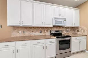 203 W Stedhill Loop Loop, The Woodlands, TX 77384 - Photo 17