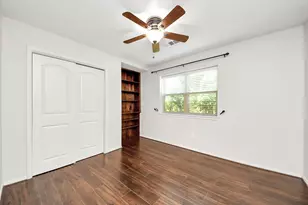 7802 Alegria Dr, Houston, TX 77083 - Photo 25