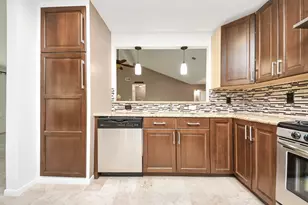 7802 Alegria Dr, Houston, TX 77083 - Photo 13