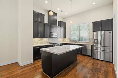 1212 W Dallas Street, Houston, TX 77019 - Photo 3