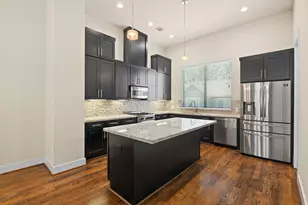1212 W Dallas St, Houston, TX 77019 - Photo 3