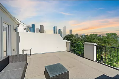 1212 W Dallas Street, Houston, TX 77019 - Photo 1