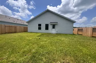 25668 Rose Creek Dr, Cleveland, TX 77328 - Photo 19