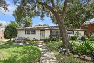 10618 Wickersham Ln, Houston, TX 77042 - Photo 23