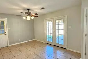 1364 Beagle Rd, Orange, TX 77632 - Photo 5