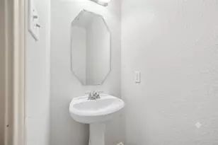 17007 Locust Springs Dr, Houston, TX 77095 - Photo 17