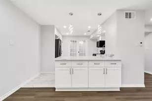 7 Briar Dale Ct, Houston, TX 77027 - Photo 5