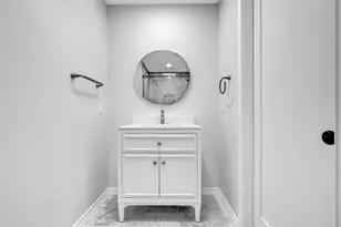 7 Briar Dale Ct, Houston, TX 77027 - Photo 19