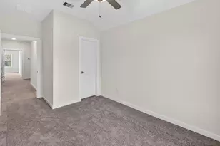 9122 Highland Northern Wy, Houston, TX 77088 - Photo 17