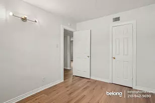 522 Altitude Dr, San Antonio, TX 78227 - Photo 9