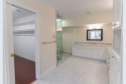 8800 Woodway Drive #10, Houston, TX 77063 - Photo 37