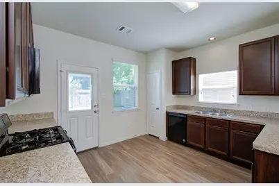 10410 Solitude Way, Houston, TX 77044 - Photo 15