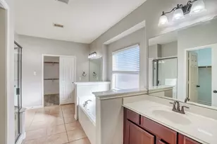 17427 Stamford Oaks Dr, Tomball, TX 77377 - Photo 9