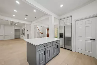 507 Commodore Way, Houston, TX 77079 - Photo 13