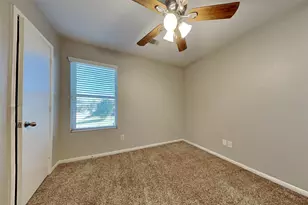 16730 N Bob White Dr, Conroe, TX 77385 - Photo 13