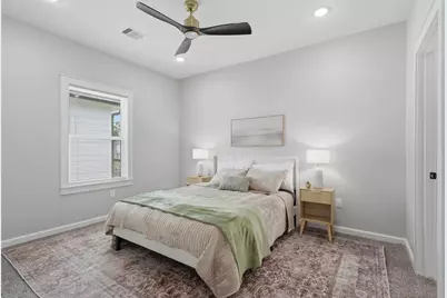 5034 Mallow St #A B, Houston, TX 77033 - Photo 13