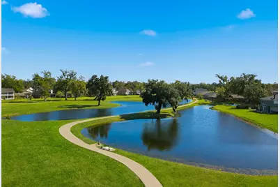 359 Twin Lakes Boulevard, West Columbia, TX 77486 - Photo 47