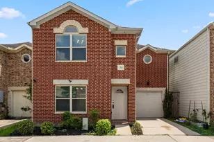 5951 S Loop E, Houston, TX 77033 - Photo 1