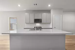 12163 Ridge Top Dr, Conroe, TX 77304 - Photo 3