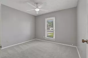 10514 Long River Dr, Sugar Land, TX 77498 - Photo 19
