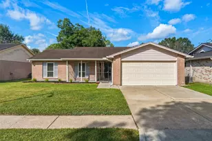 10514 Long River Dr, Sugar Land, TX 77498 - Photo 3