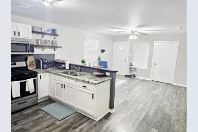 6114 Torreon Street, Houston, TX 77026 - Photo 7