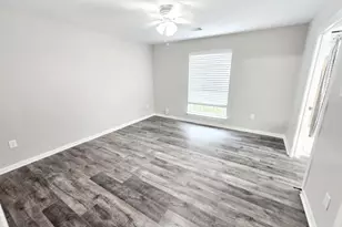 6114 Torreon St, Houston, TX 77026 - Photo 15
