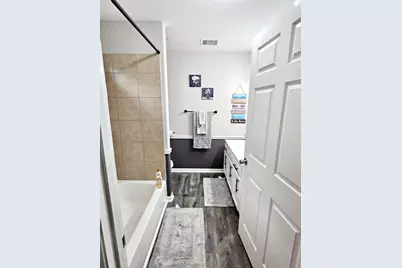 6114 Torreon Street, Houston, TX 77026 - Photo 11