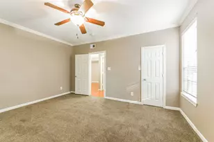 2255 Braeswood Park Dr, Houston, TX 77030 - Photo 23