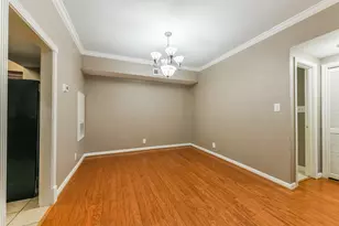 2255 Braeswood Park Dr, Houston, TX 77030 - Photo 9