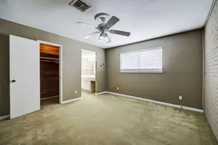 1422 Walnut Bend Ln, Houston, TX 77042 - Photo 7