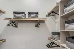 9330 Main St, Houston, TX 77025 - Photo 15