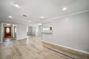 592 Florida Park, Conroe, TX 77302 - Photo 3