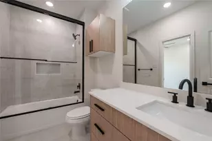 7930 Corinth St, Houston, TX 77051 - Photo 15