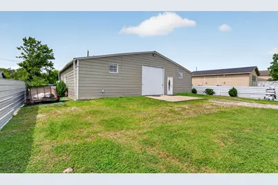 2213 Ellis Drive, Rosharon, TX 77583 - Photo 33