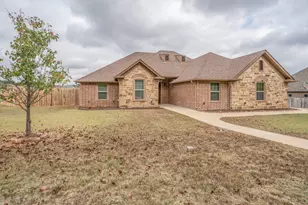 485 Highland Pl, Hallsville, TX 75650 - Photo 3