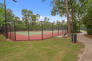 78 E Hobbit Glen Dr, Conroe, TX 77384 - Photo 35