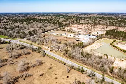 17645 Fm 2090 Road, Conroe, TX 77306 - Photo 21