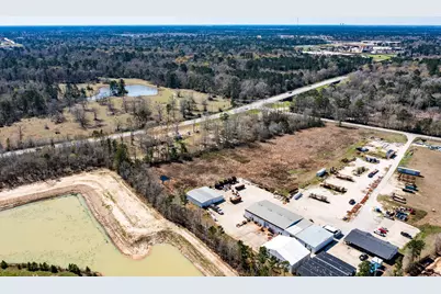 17645 Fm 2090 Road, Conroe, TX 77306 - Photo 17