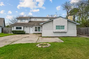 7506 Nightingale Cir, Texas City, TX 77591 - Photo 1