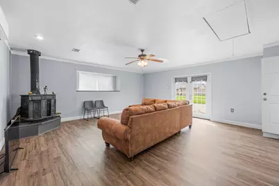 7506 Nightingale Circle, Texas City, TX 77591 - Photo 13