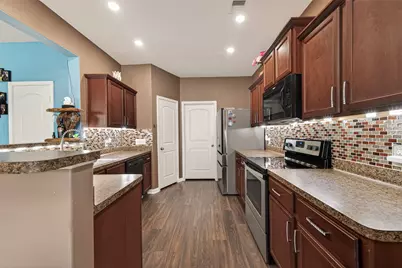 2085 Saras Way, Brookshire, TX 77423 - Photo 11