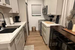 5844 Darling St, Houston, TX 77007 - Photo 5